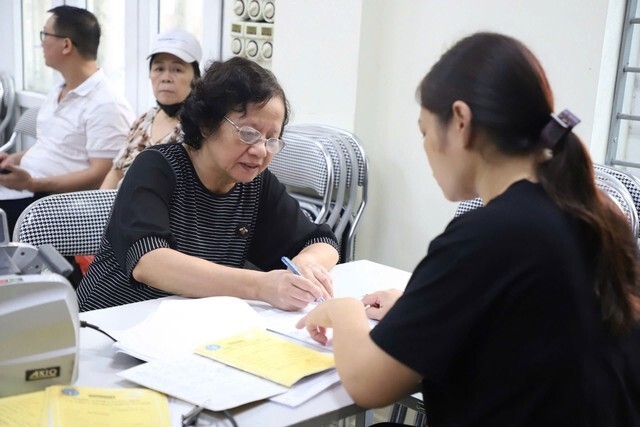Làm thủ tục chi trả cho người nhận lương hưu tại TP Hà Nội