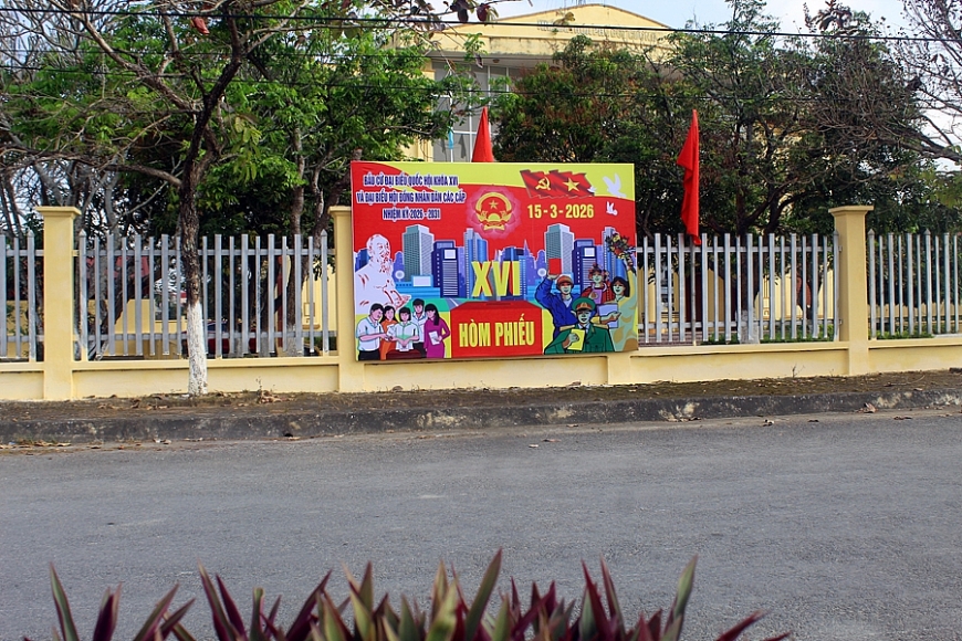 Xã Hoằng Hóa trang hoàng rực rỡ trước ngày bầu cử Xã Hoằng Hóa trang hoàng rực rỡ trước ngày bầu cử