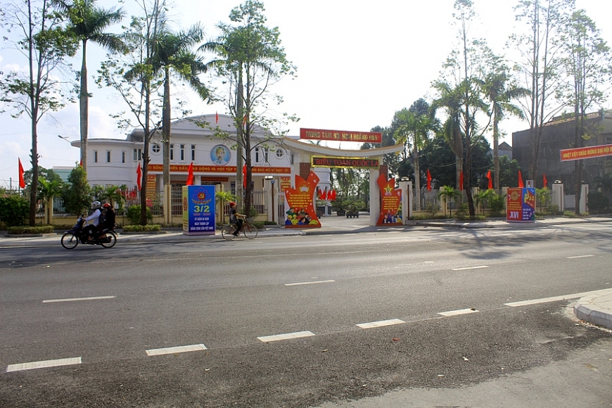 Xã Hoằng Hóa trang hoàng rực rỡ trước ngày bầu cử Xã Hoằng Hóa trang hoàng rực rỡ trước ngày bầu cử