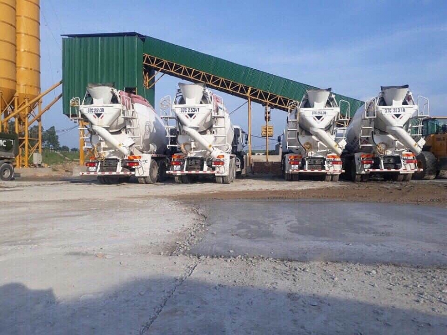 Hệ thống xe bồn chở bê tông của Công ty TNHH Hoa Thường Hệ thống xe bồn chở bê tông của Công ty TNHH Hoa Thường