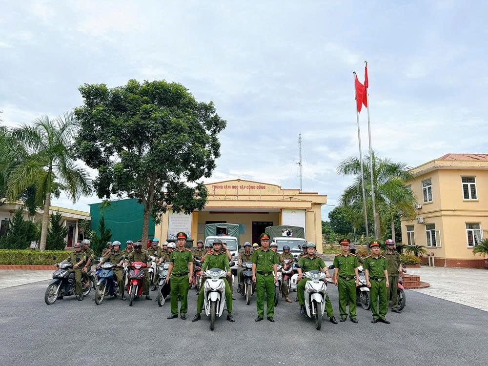 Công an xã Công Chính luôn sẵn sàng bảo đảm an ninh trật tự  trong dịp tết