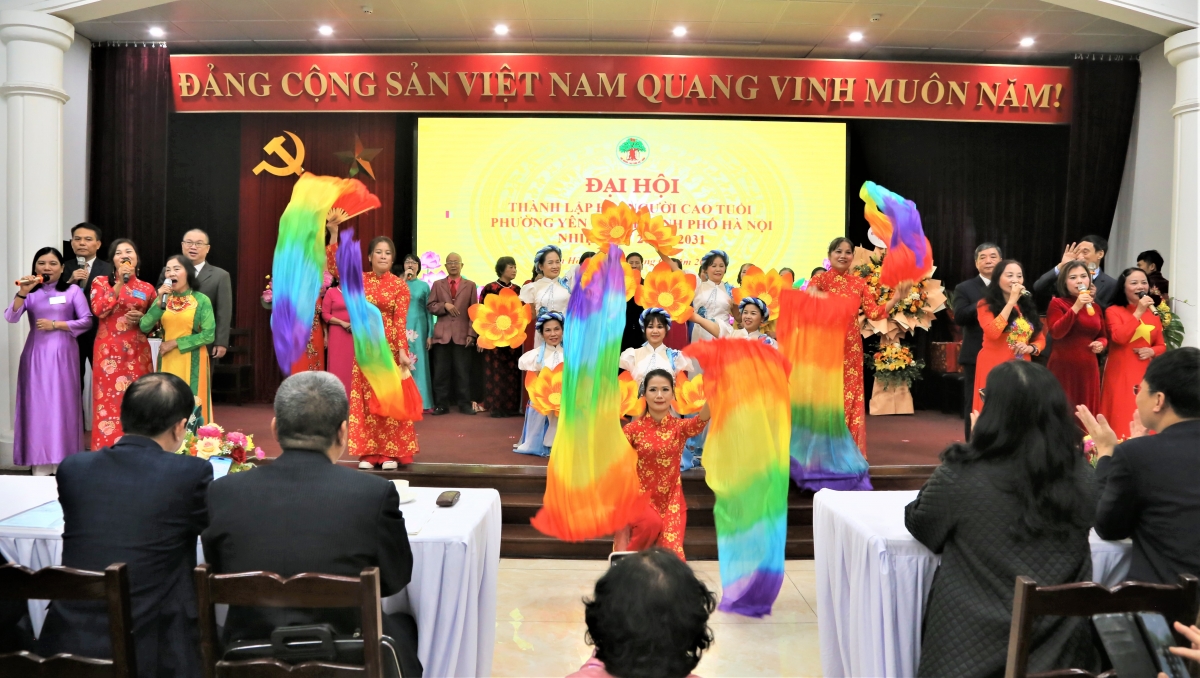 Tiết mục văn nghệ chào mừng Đại hội Tiết mục văn nghệ chào mừng Đại hội