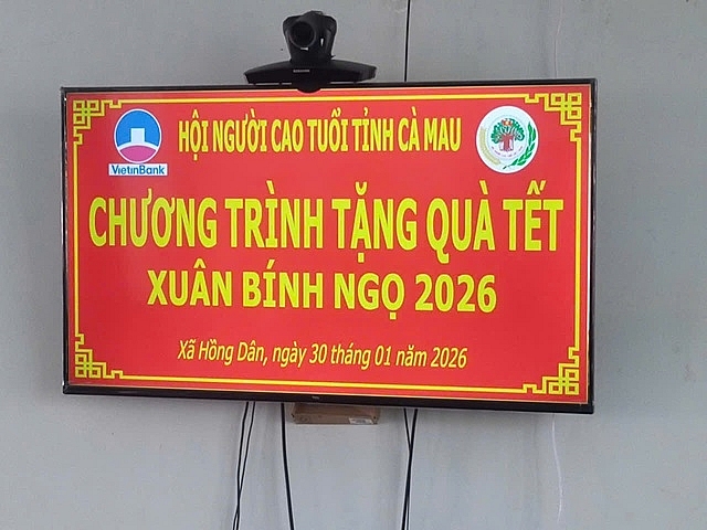 Công tác chăm lo cho người cao tuổi luôn được các cấp, các ngành tỉnh Cà Mau quan tâm. Công tác chăm lo cho người cao tuổi luôn được các cấp, các ngành tỉnh Cà Mau quan tâm.
