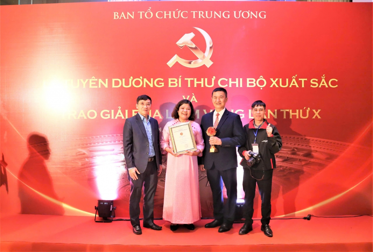 Tạp chí Người cao tuổi đoạt Giải C - Giải Búa liềm Vàng lần thứ X năm 2025 Tạp chí Người cao tuổi đoạt Giải C - Giải Búa liềm Vàng lần thứ X năm 2025