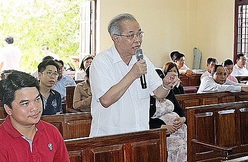 Ông Nguyễn Văn Kịch phát biểu tại phiên toà. Luật sư Vũ Văn Vinh, Đoàn Luật sư TP Hà Nội. Ông Nguyễn Văn Kịch phát biểu tại phiên toà. Luật sư Vũ Văn Vinh, Đoàn Luật sư TP Hà Nội.