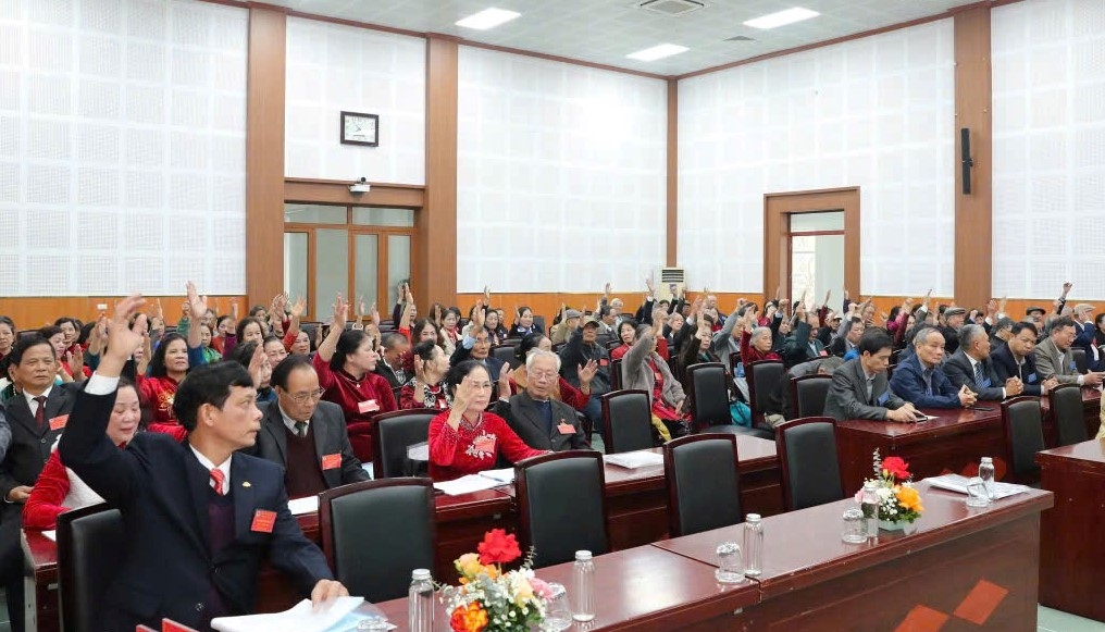 Đại biểu biểu quyết bầu Ban Chấp hành, Ban Kiểm tra