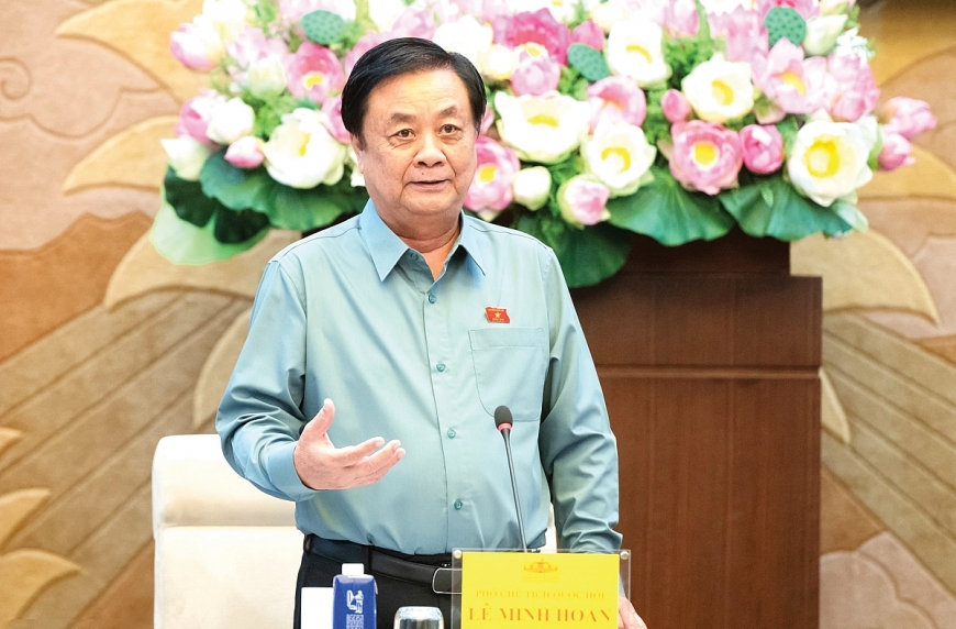 Mùa Xuân là Tết trồng cây và là Tết trồng người, trồng tri thức, trồng hy vọng Mùa Xuân là Tết trồng cây và là Tết trồng người, trồng tri thức, trồng hy vọng