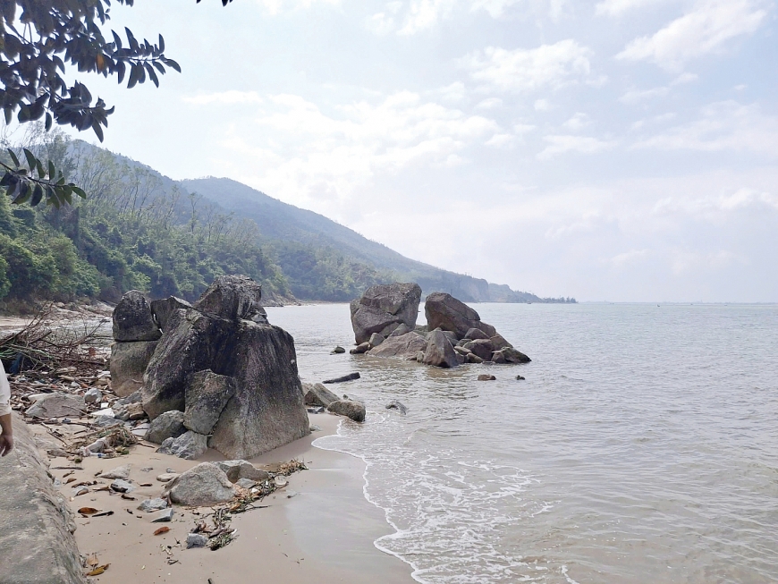 Thạch Hải và Thạch Khê 
