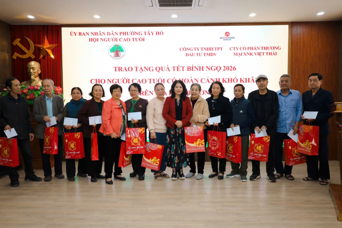 Lan tỏa nghĩa tình, chăm lo Tết cho người cao tuổi phường Tây Hồ Lan tỏa nghĩa tình, chăm lo Tết cho người cao tuổi phường Tây Hồ
