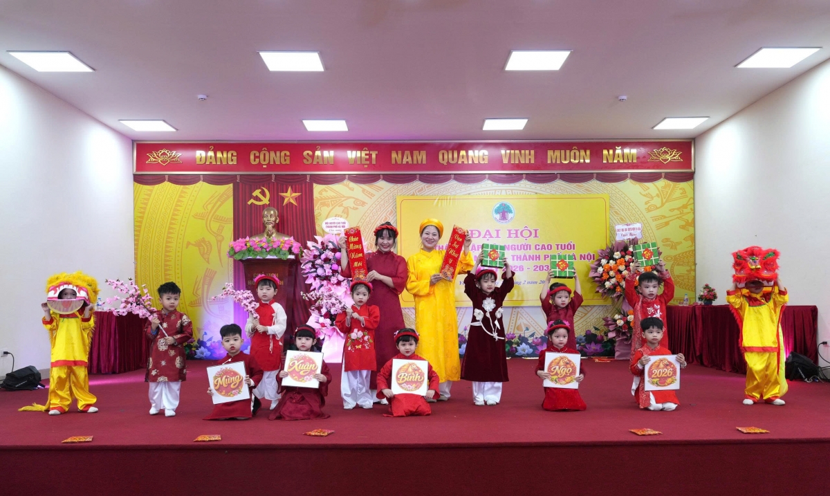 Tiết mục văn nghệ chào mừng Đại hội Tiết mục văn nghệ chào mừng Đại hội