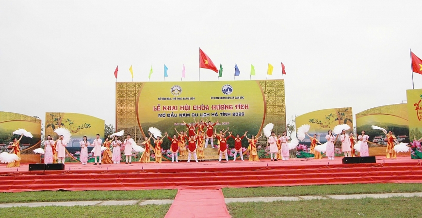 Tiết mục văn nghệ chào mừng lễ Khai hội chùa Hương Tích năm 2026. Tiết mục văn nghệ chào mừng lễ Khai hội chùa Hương Tích năm 2026.