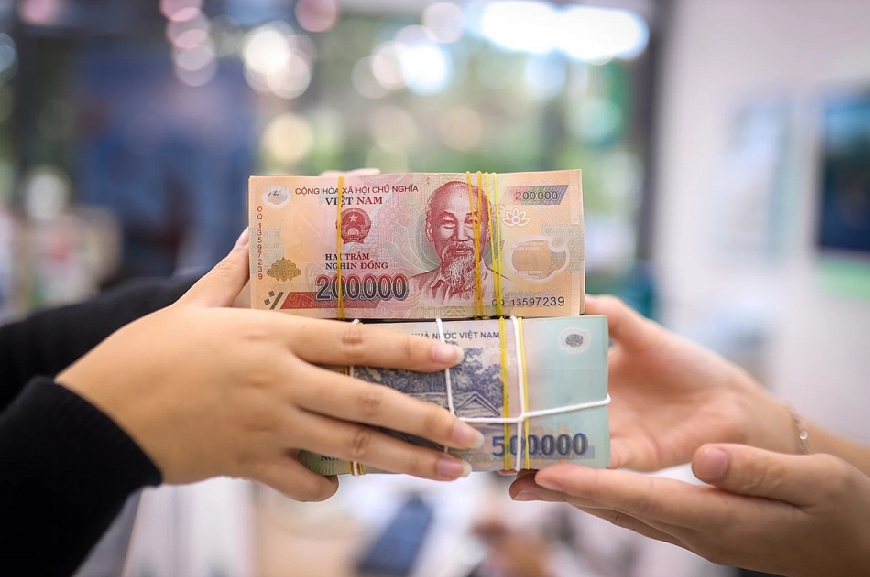 Lãi suất không duy trì ở trạng thái cao hoặc thấp trong thời gian dài mà vận hành theo chu kỳ tăng - điều chỉnh - ổn định Lãi suất không duy trì ở trạng thái cao hoặc thấp trong thời gian dài mà vận hành theo chu kỳ tăng - điều chỉnh - ổn định
