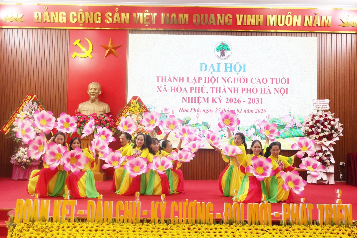 Tiết mục văn nghệ chào mừng Đại hội Tiết mục văn nghệ chào mừng Đại hội