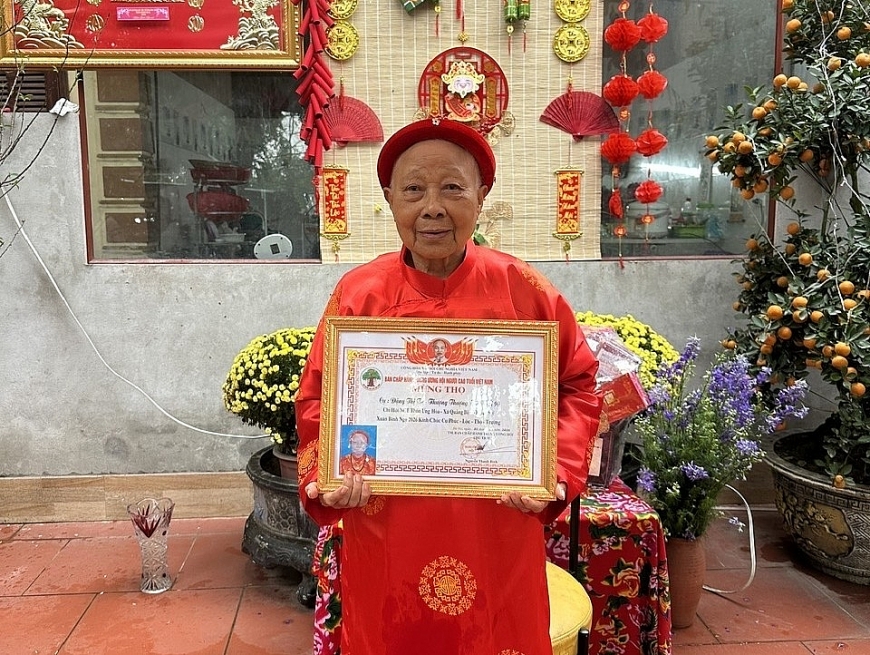 Lễ mừng thọ cho các cụ thôn Ứng Hoà, xã Quảng Bị, TP Hà Nội được tổ chức trong không khí trang trọng Lễ mừng thọ cho các cụ thôn Ứng Hoà, xã Quảng Bị, TP Hà Nội được tổ chức trong không khí trang trọng