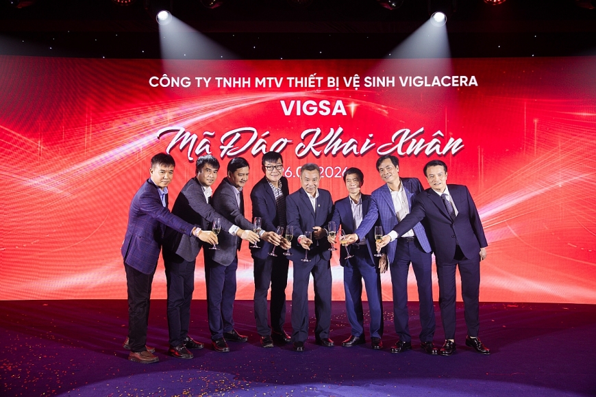 Ban lãnh đạo Công ty VIGSA đồng lòng gửi lời chúc mừng năm mới tới toàn thể mạng lưới các nhà phân phối, khẳng định cam kết “Cộng hưởng - Vươn mình”, cùng nhau hợp tác phát triển và thịnh vượng. Ban lãnh đạo Công ty VIGSA đồng lòng gửi lời chúc mừng năm mới tới toàn thể mạng lưới các nhà phân phối, khẳng định cam kết “Cộng hưởng - Vươn mình”, cùng nhau hợp tác phát triển và thịnh vượng.