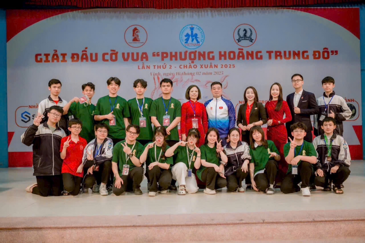 Với cô Nguyễn Thị Mai, cờ vua là môn thể thao trí tuệ để các con lớn hơn mỗi ngày Với cô Nguyễn Thị Mai, cờ vua là môn thể thao trí tuệ để các con lớn hơn mỗi ngày