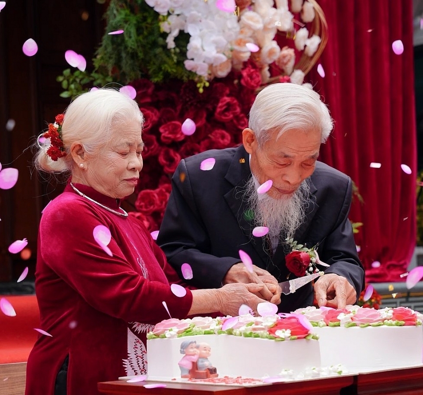 cưới