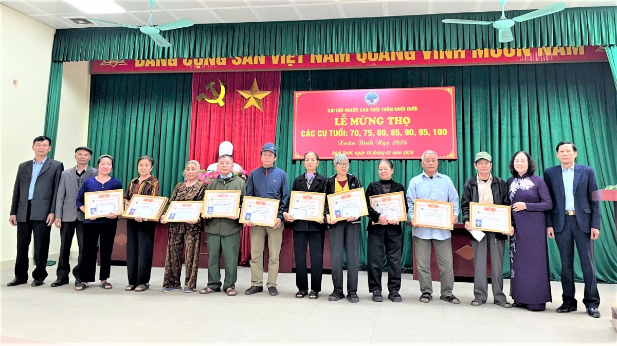 Chăm lo tốt đời sống, phát huy vai trò người cao tuổi từ đầu năm Chăm lo tốt đời sống, phát huy vai trò người cao tuổi từ đầu năm