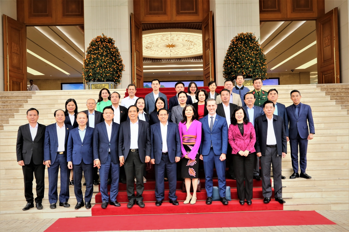 Các đại biểu chụp ảnh lưu niệm Các đại biểu chụp ảnh lưu niệm
