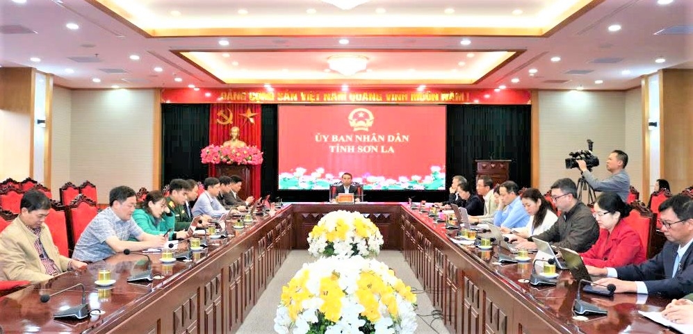 Quang cảnh Hội nghị tại điểm cầu tỉnh Sơn La Quang cảnh Hội nghị tại điểm cầu tỉnh Sơn La