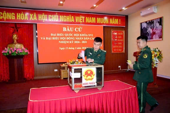 Lào Cai: Tỷ lệ cử tri đi bầu đạt 99,998% Lào Cai: Tỷ lệ cử tri đi bầu đạt 99,998%