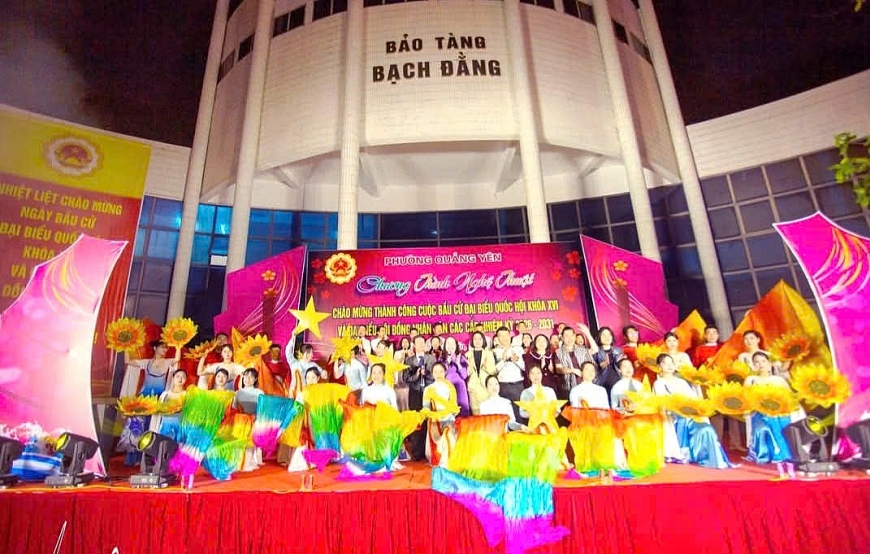 Phường Quảng Yên tổ chức chương trinh liên hoan văn nghệ chào mừng thành công cuộc bầu cử ĐBQH khóa XVI và đại biểu HĐND các cấp nhiệm kỳ 2026-2031. Phường Quảng Yên tổ chức chương trinh liên hoan văn nghệ chào mừng thành công cuộc bầu cử ĐBQH khóa XVI và đại biểu HĐND các cấp nhiệm kỳ 2026-2031.