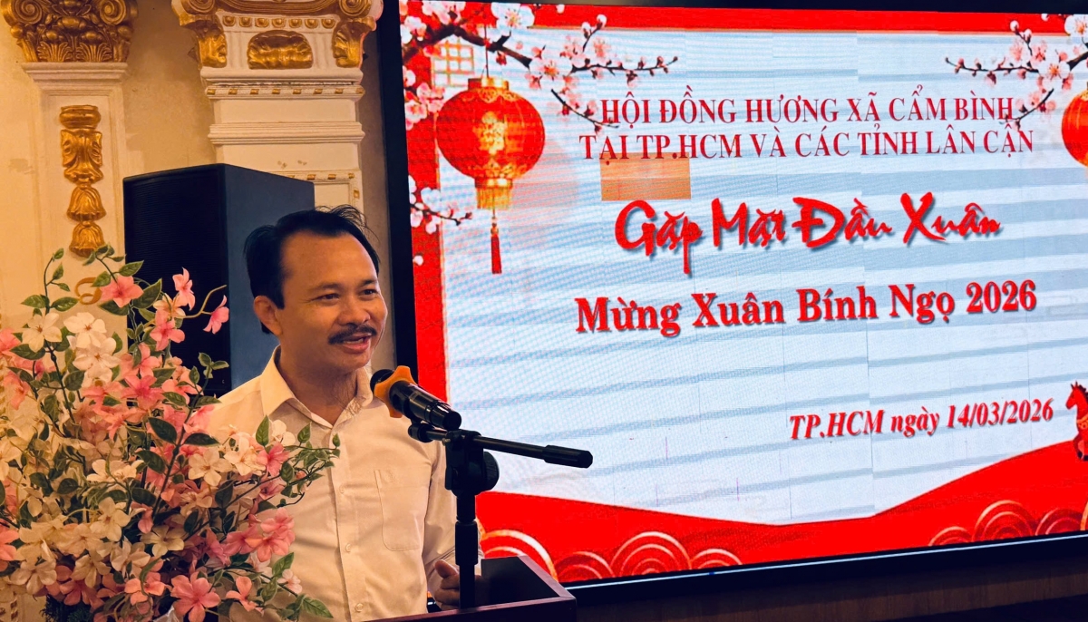 3. Ông Phan Hồng Phong, Phó Chủ tịch Hội đồng hương tỉnh Hà Tĩnh, nguyên Chủ tịch Hội đồng hương huyện Cẩm Xuyên tại TP. Hồ Chí 3. Ông Phan Hồng Phong, Phó Chủ tịch Hội đồng hương tỉnh Hà Tĩnh, nguyên Chủ tịch Hội đồng hương huyện Cẩm Xuyên tại TP. Hồ Chí
