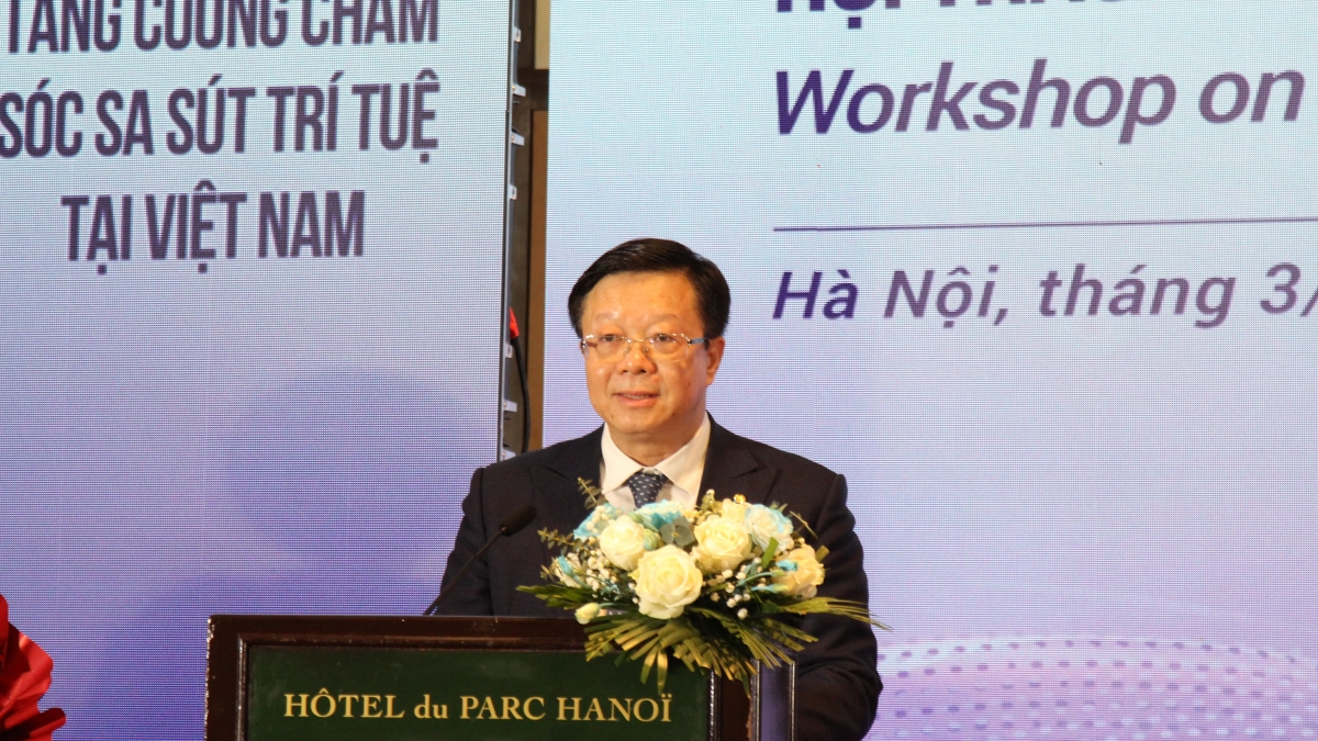 PGS.TS Nguyễn Trung Anh, Giám đốc Bệnh viện phát biểu tại Hội thảo PGS.TS Nguyễn Trung Anh, Giám đốc Bệnh viện phát biểu tại Hội thảo