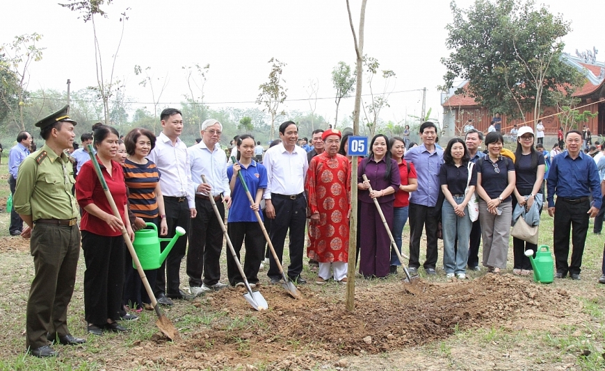 Phát động Ngày hội người cao tuổi trồng cây góp phần xây dựng Việt Nam xanh, bền vững Phát động Ngày hội người cao tuổi trồng cây góp phần xây dựng Việt Nam xanh, bền vững