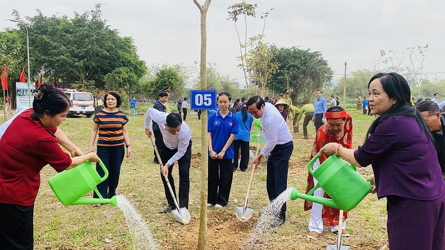 Phát động Ngày hội người cao tuổi trồng cây góp phần xây dựng Việt Nam xanh, bền vững Phát động Ngày hội người cao tuổi trồng cây góp phần xây dựng Việt Nam xanh, bền vững