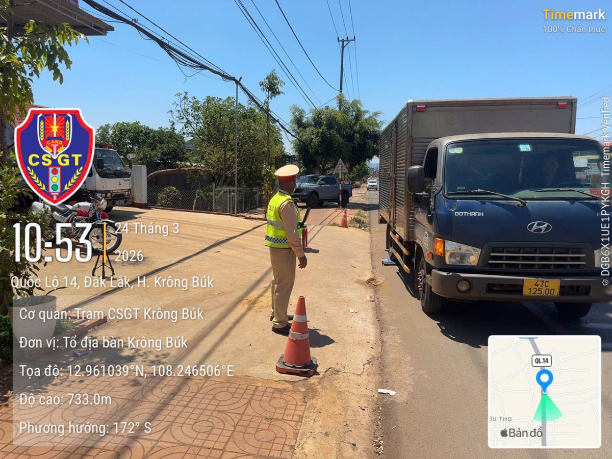 Đắk Lắk, CSGT Krông Búk kiểm tra xe tải Đắk Lắk, CSGT Krông Búk kiểm tra xe tải
