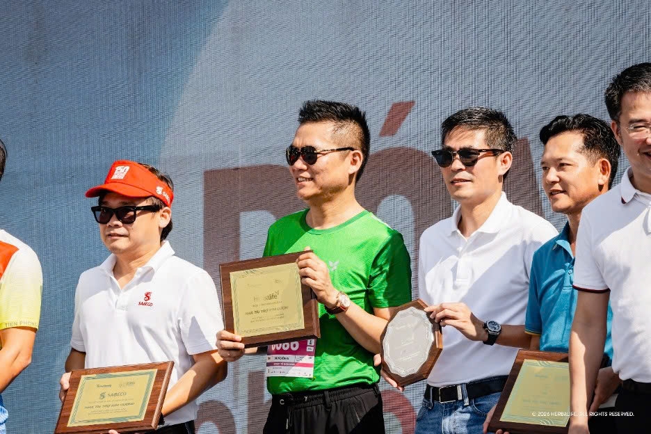 Herbalife đồng hành cùng Báo tiền phong trong Lễ phát động Ngày quyền của người tiêu dùng Việt Nam năm 2026 tại Khánh Hòa. Herbalife đồng hành cùng Báo tiền phong trong Lễ phát động Ngày quyền của người tiêu dùng Việt Nam năm 2026 tại Khánh Hòa.