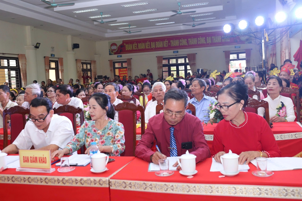 Ban Giám khảo