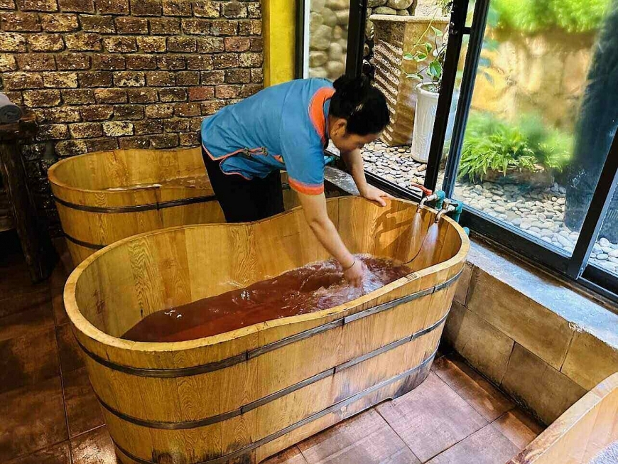 Tắm - xông - Ngâm thuốc đúng cách giúp cơ thể thải độc và tái sinh tế bào Tắm - xông - Ngâm thuốc đúng cách giúp cơ thể thải độc và tái sinh tế bào