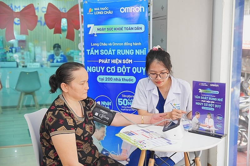 Từ ngày 05/04, Long Châu triển khai chương trình tầm soát rung nhĩ miễn phí tại 200 nhà thuốc trên toàn quốc Từ ngày 05/04, Long Châu triển khai chương trình tầm soát rung nhĩ miễn phí tại 200 nhà thuốc trên toàn quốc