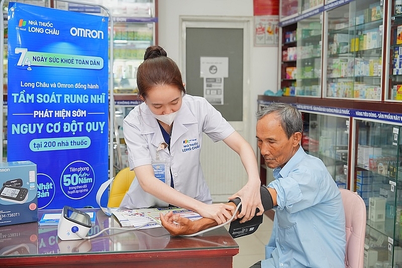 Mở rộng các chương trình tầm soát miễn phí trên toàn quốc, hệ thống Long Châu nỗ lực hỗ trợ người dân nhận diện và đẩy lùi các nguy cơ từ sớm Mở rộng các chương trình tầm soát miễn phí trên toàn quốc, hệ thống Long Châu nỗ lực hỗ trợ người dân nhận diện và đẩy lùi các nguy cơ từ sớm
