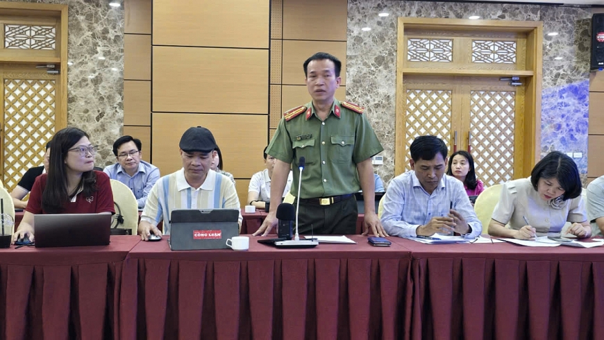 Đại diện lãnh đạo Sở Công an Quảng Ninh, thông tin về công tác đảm bảo ANTT trong Tuần văn hóa, thể thao, du lịch tỉnh Quảng Ninh chào hè 2026 . Đại diện lãnh đạo Sở Công an Quảng Ninh, thông tin về công tác đảm bảo ANTT trong Tuần văn hóa, thể thao, du lịch tỉnh Quảng Ninh chào hè 2026 .