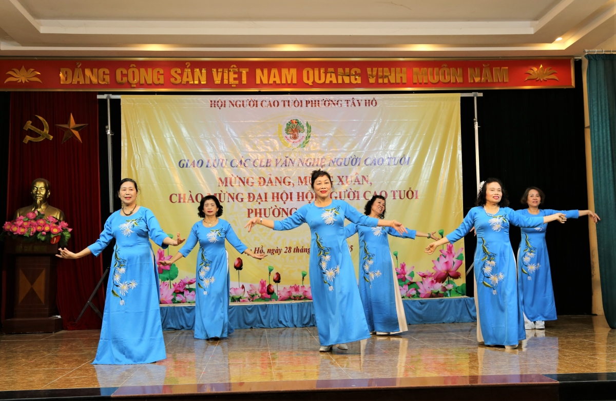 Sẵn sàng cho Liên hoan Tiếng hát dân ca người cao tuổi năm 2026 Sẵn sàng cho Liên hoan Tiếng hát dân ca người cao tuổi năm 2026