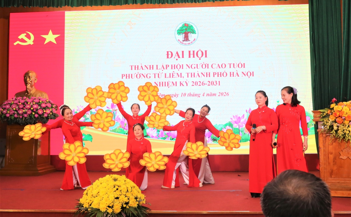 Tiết mục văn nghệ chào mừng Đại hội Tiết mục văn nghệ chào mừng Đại hội