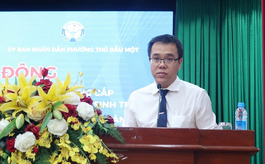 Ông Huỳnh Minh Chín – Phó Giám đốc Sở Y tế TP. Hồ Chí Minh phát biểu tại lễ phát động chiến dịch truyền thông lồng ghép cung cấp dịch vụ nâng cao chất lượng dân số năm 2026 Ông Huỳnh Minh Chín – Phó Giám đốc Sở Y tế TP. Hồ Chí Minh phát biểu tại lễ phát động chiến dịch truyền thông lồng ghép cung cấp dịch vụ nâng cao chất lượng dân số năm 2026