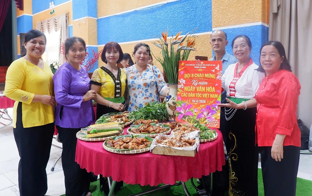 Phường Tân Hưng lan tỏa bản sắc văn hóa dân tộc qua ẩm thực và giao lưu cộng đồng Phường Tân Hưng lan tỏa bản sắc văn hóa dân tộc qua ẩm thực và giao lưu cộng đồng