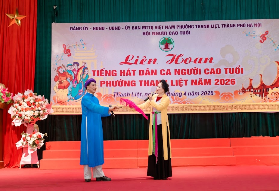 Ngân vang làn điệu dân ca người cao tuổi Thanh Liệt Ngân vang làn điệu dân ca người cao tuổi Thanh Liệt