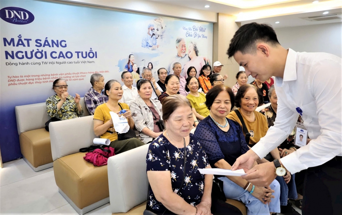 Phường Tây Hồ, Hà Nội: Nhiều hoạt động kỷ niệm 85 năm Ngày truyền thống NCT Việt Nam Phường Tây Hồ, Hà Nội: Nhiều hoạt động kỷ niệm 85 năm Ngày truyền thống NCT Việt Nam
