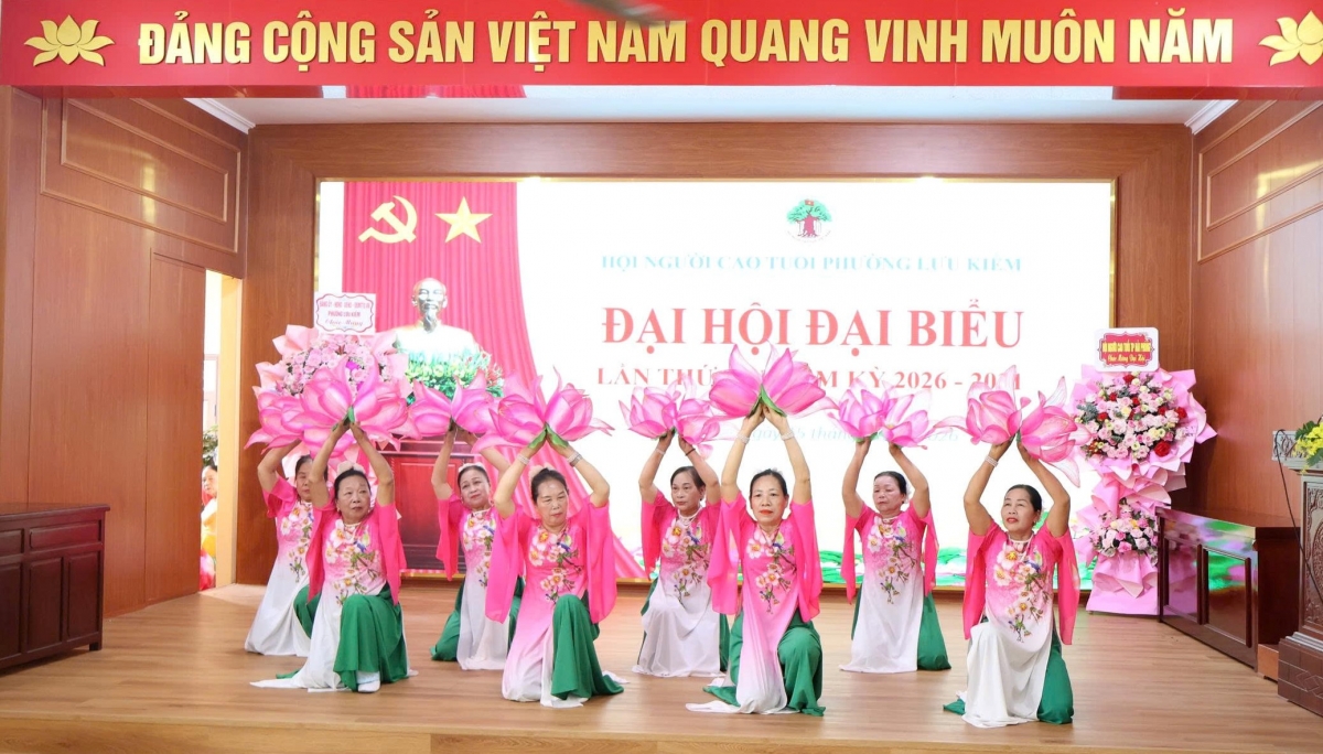 Tiết mục văn nghệ chào mừng Đại hội Tiết mục văn nghệ chào mừng Đại hội