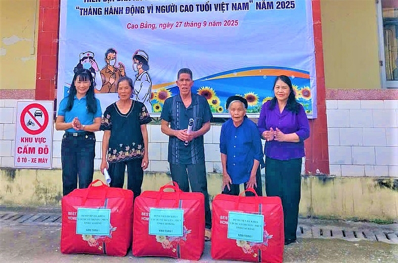 Cao Bằng: Những “cây cao bóng cả” tỏa sáng từ cơ sở Cao Bằng: Những “cây cao bóng cả” tỏa sáng từ cơ sở