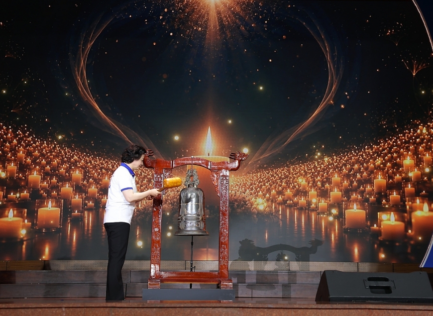 Bộ trưởng Y tế Đào Hồng Lan: “Cho đi là còn mãi”, lan tỏa nghĩa cử hiến tạng cứu người Bộ trưởng Y tế Đào Hồng Lan: “Cho đi là còn mãi”, lan tỏa nghĩa cử hiến tạng cứu người