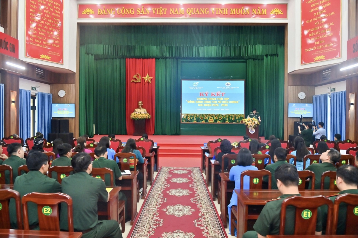 Toàn cảnh Lễ ký kết Chương trình phối hợp “Đồng hành cùng phụ nữ biên cương” tại tỉnh Thanh Hóa Toàn cảnh Lễ ký kết Chương trình phối hợp “Đồng hành cùng phụ nữ biên cương” tại tỉnh Thanh Hóa