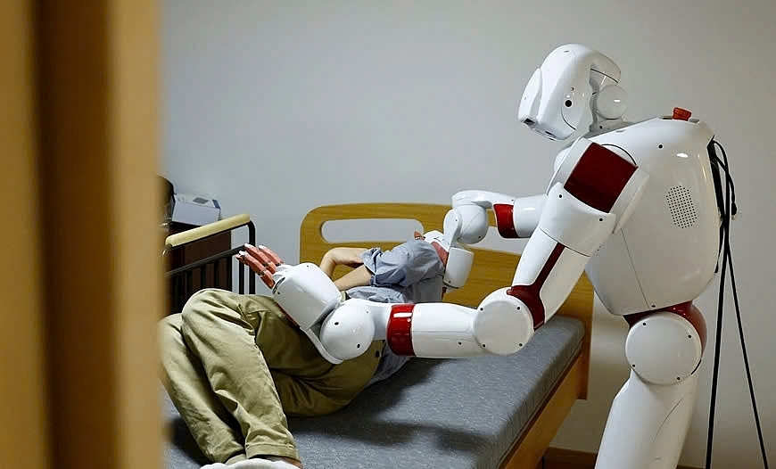 Robot chăm sóc người già: Xu hướng của tương lai Robot chăm sóc người già: Xu hướng của tương lai