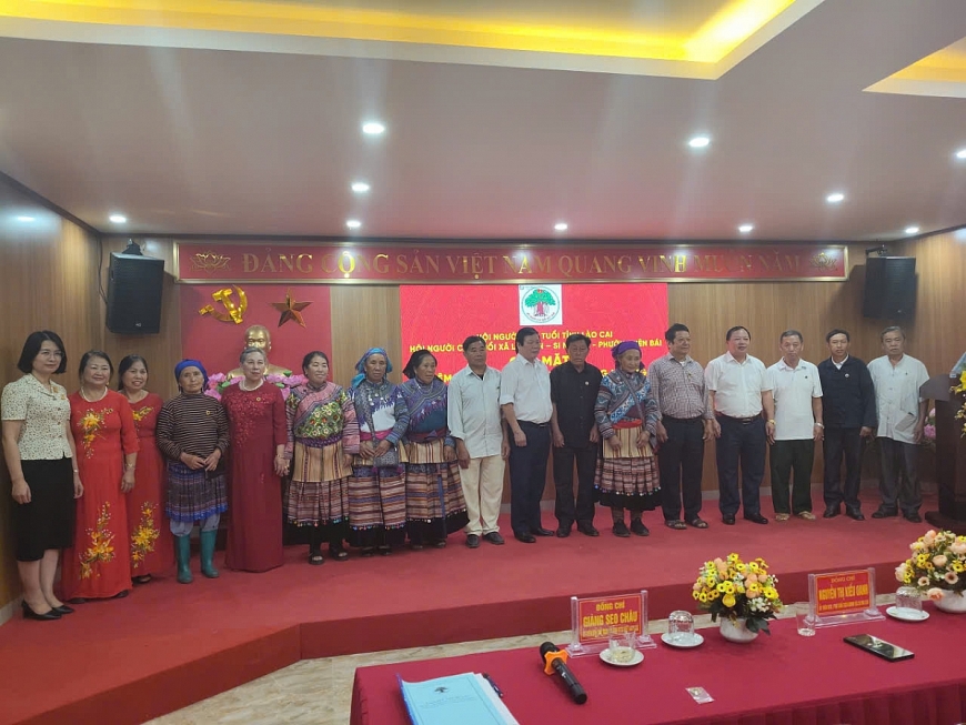 Xã Si Ma Cai gặp mặt kỷ niệm 85 năm Ngày truyền thống NCT Việt Nam Xã Si Ma Cai gặp mặt kỷ niệm 85 năm Ngày truyền thống NCT Việt Nam