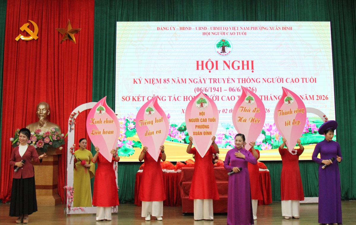 Các tiết mục văn nghệ để lại ấn tượng sâu sắc cho các Đại biểu tham dự Hội nghị